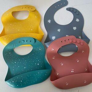 Silicone baby bibs